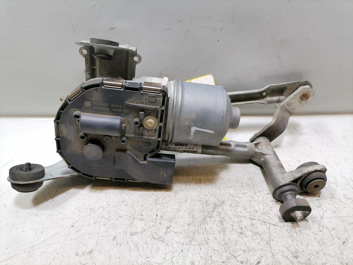 Seat Leon 1P original Wischermotor links mit Wischergest&auml;nge Bj.2009